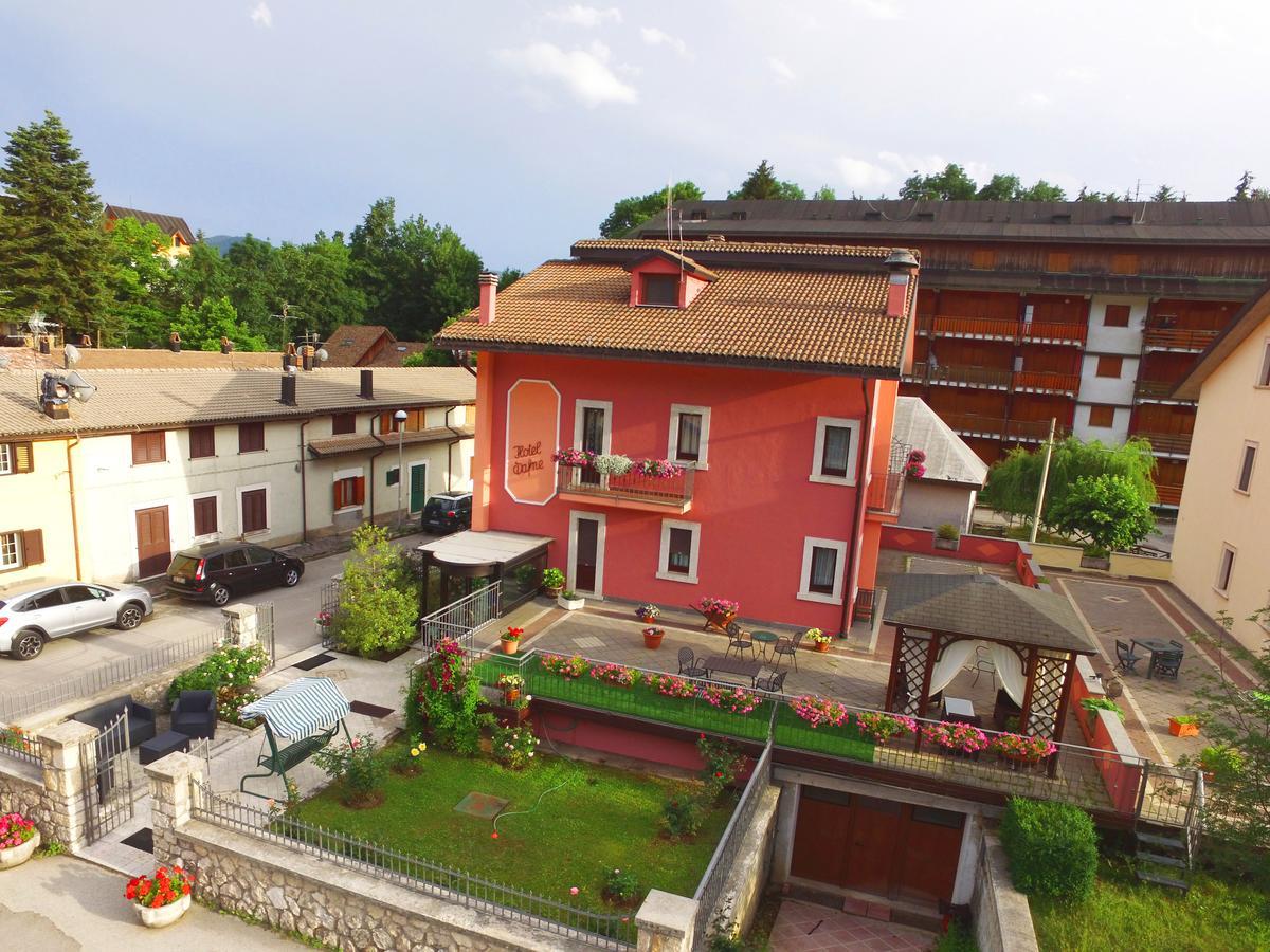 Hotel Dafne Pescasseroli Esterno foto