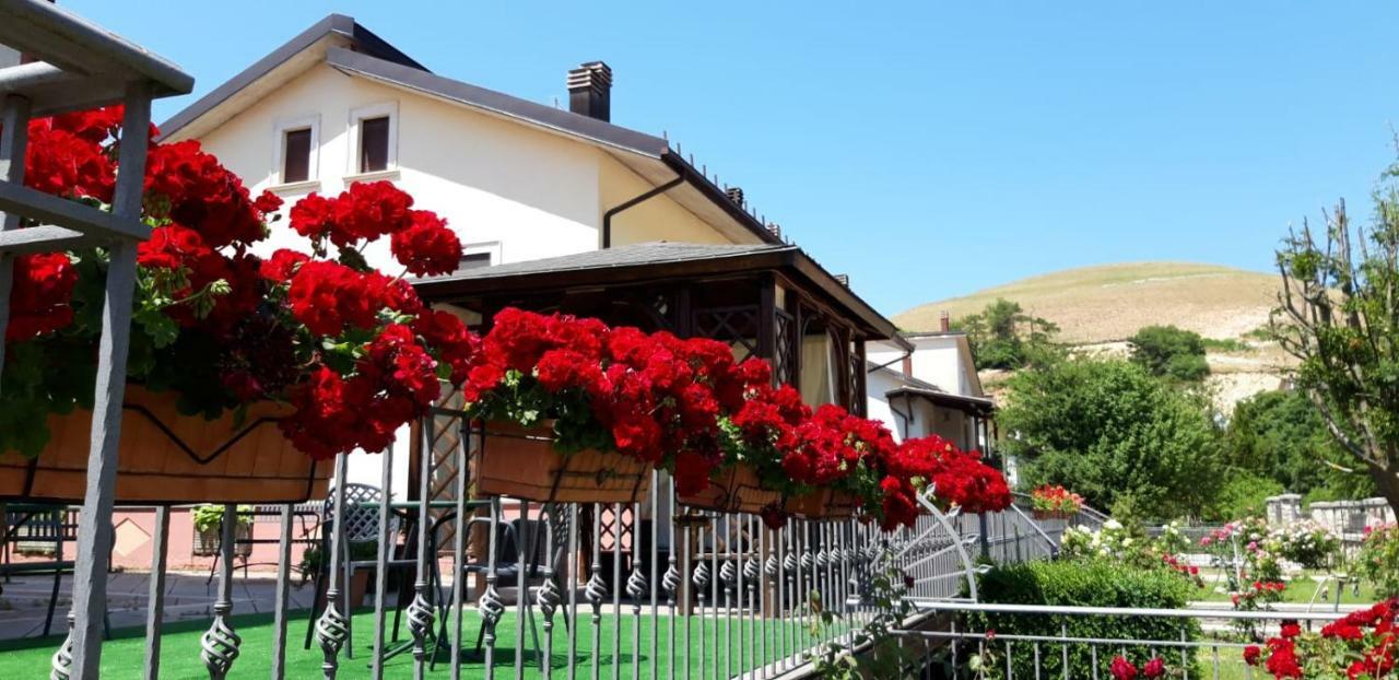 Hotel Dafne Pescasseroli Esterno foto